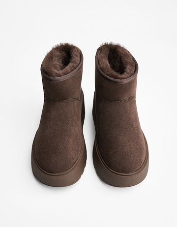 Bershka Боти в кафяво