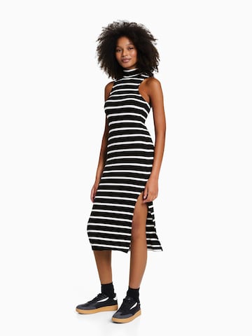 Robe Bershka en noir : devant