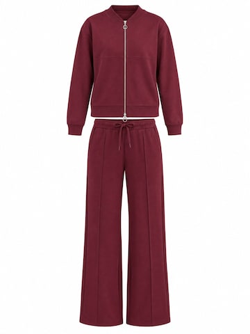 Lady Bersan Leisure suit in Red: front