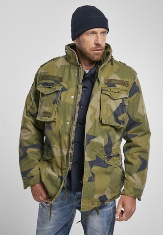 Brandit Between-Seasons Parka 'Giant' in Green: front