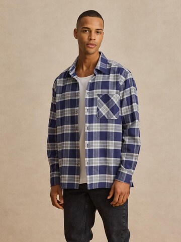 DAN FOX APPAREL Regular fit Srajca 'Lasse' | modra barva: sprednja stran