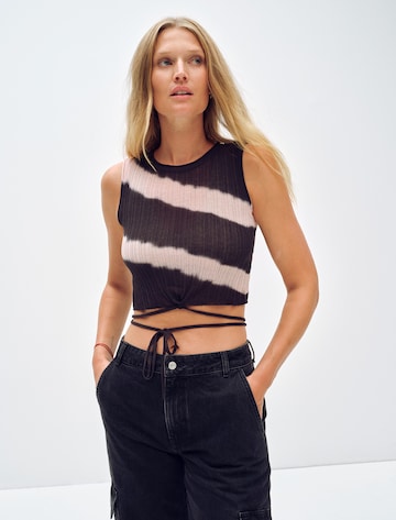 ABOUT YOU x Toni Garrn Knitted Top 'Salma' in Grey: front