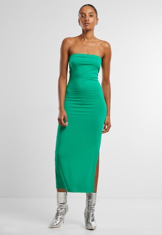 Urban Classics Kleid in Grün: Vorderseite