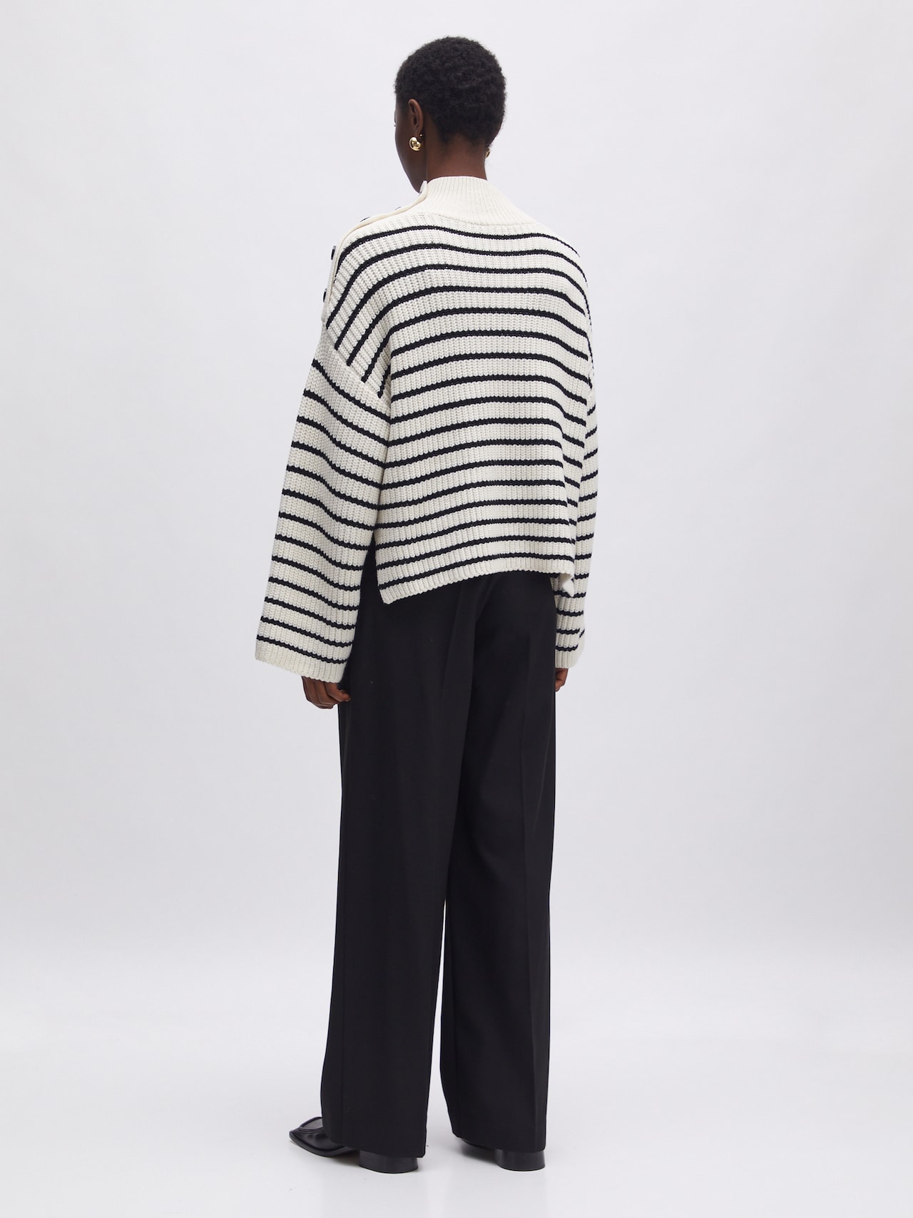 EDITED Produkte Pullover 'Imilia' schwarz