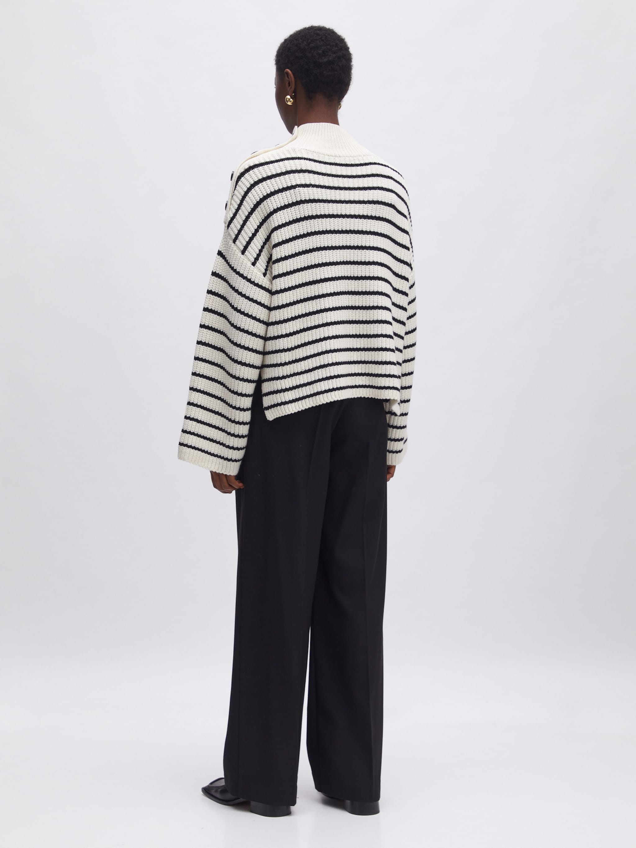 EDITED Producten Trui 'Imilia' Zwart