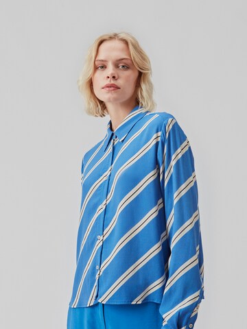 modström Blouse 'Cenni' in Blauw: voorkant