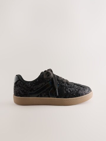 Baskets Next en noir