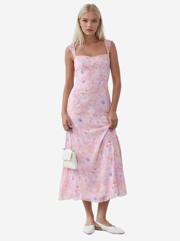 Hiccup - Vestido em rosa: frente