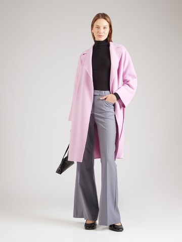 évasé Pantalon à plis REMAIN en gris