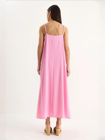 Bianco Lucci - Vestido de verão em rosa