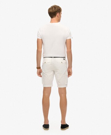 Loosefit Pantalon cargo Superdry en blanc