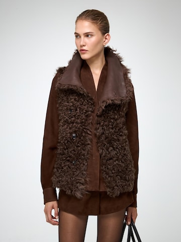 V S P Vest 'Solene' i brun