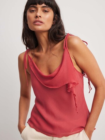 NA-KD Top in Red: front