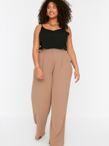 Trendyol Curve Wide leg Bandplooibroek in Bruin