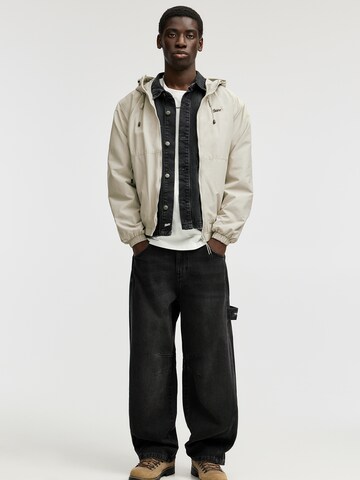 Pull&Bear Prehodna jakna | siva barva