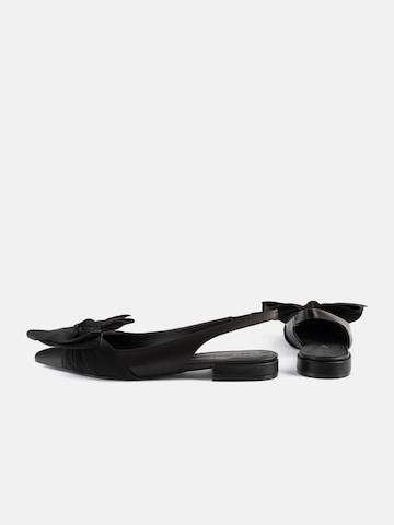 L37 HANDMADE SHOES - Sapatos de salto 'BOHEMIAN BLISS' em preto