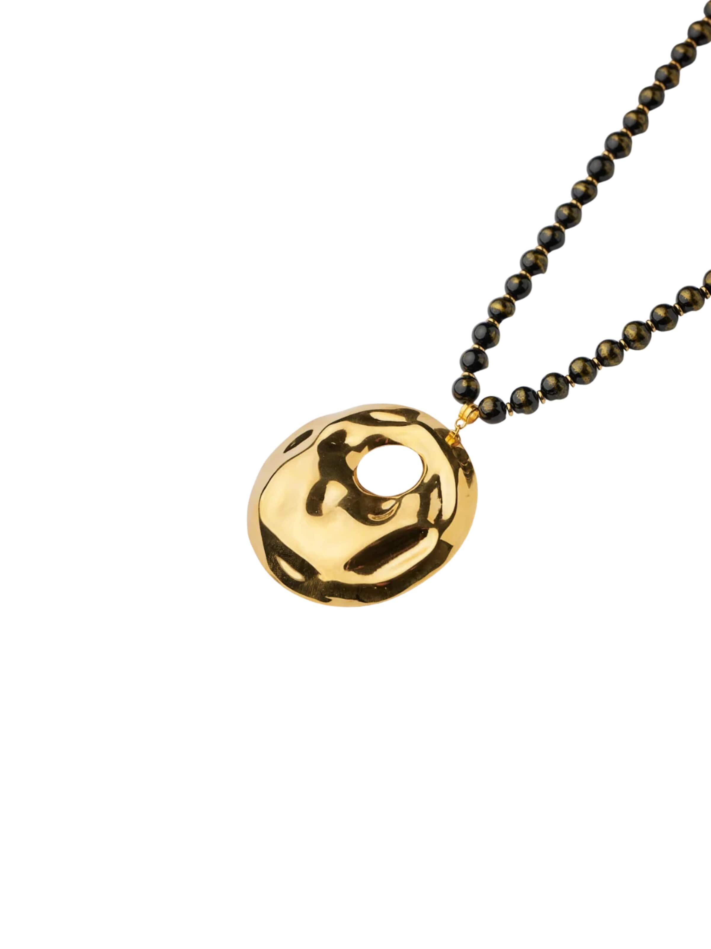 THE GEM STORIES JEWELRY Halsband 'Golden Disc Black Beaded Necklace' i svart
