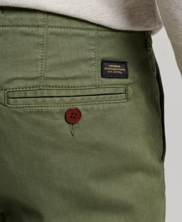 Regular Pantalon chino Superdry en vert