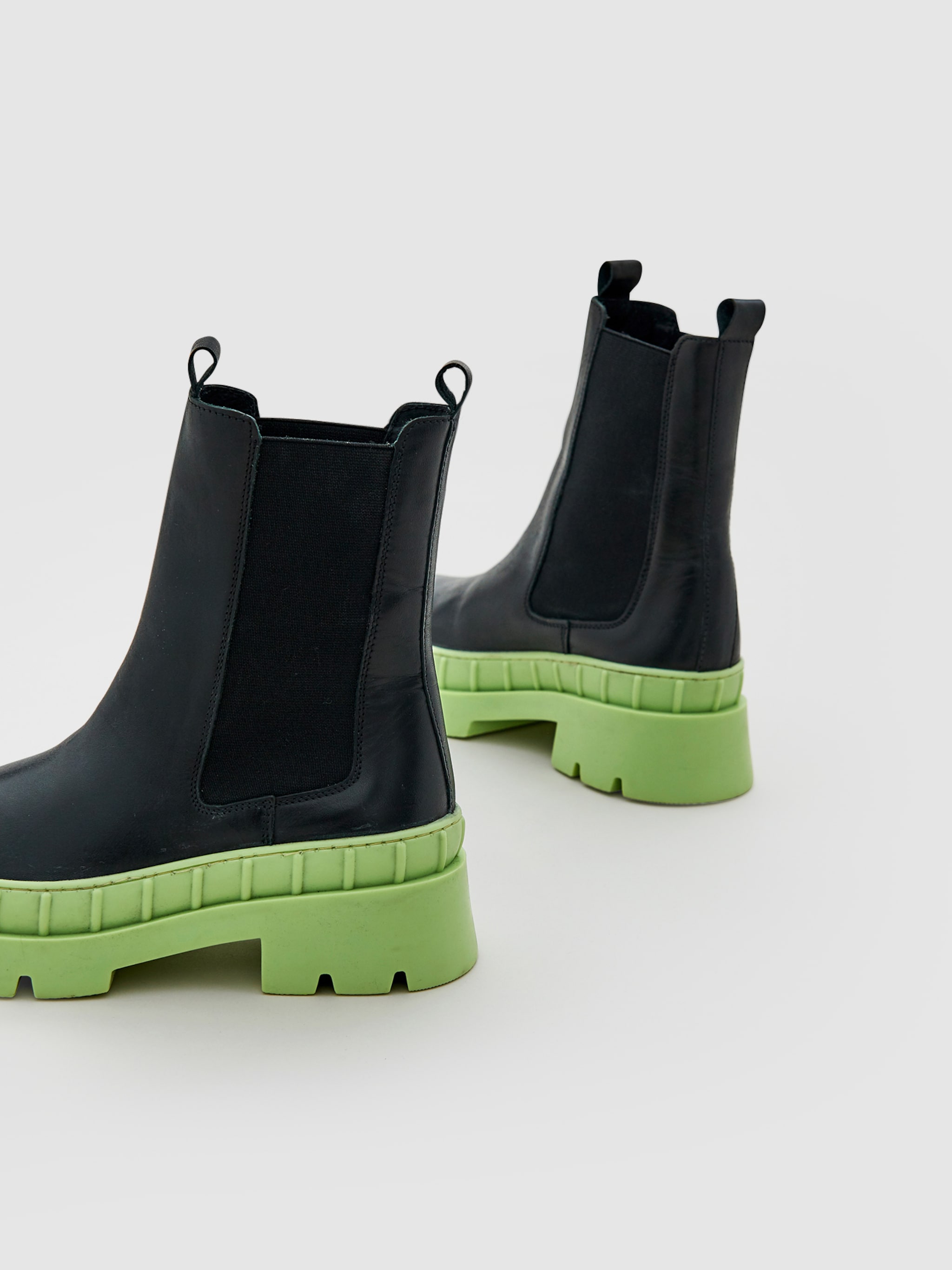 EDITED Producten Chelsea boots 'Sölve' Groen