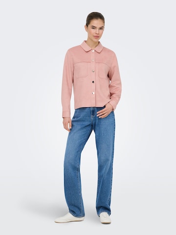 ONLY Välikausitakki värissä vaaleanpunainen