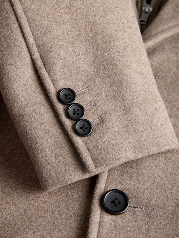 Portland Outerwear Company Mantel in Braun