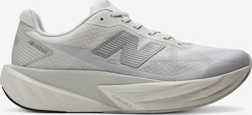 new balance Loopschoen 'FuelCell Rebel v5' in Grijs: voorkant