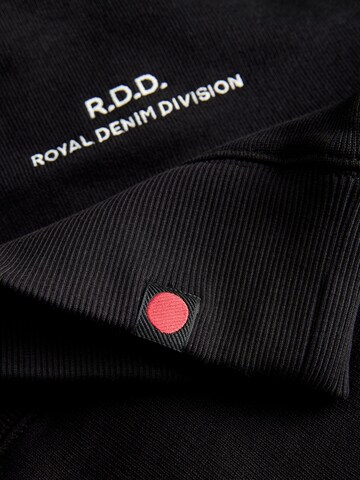 R.D.D. ROYAL DENIM DIVISION Sweatshirt in Schwarz