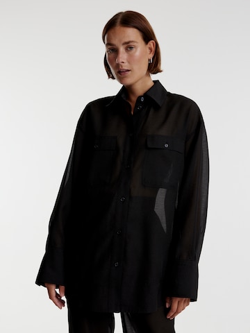 Camicia da donna 'Saara' di EDITED in nero: frontale