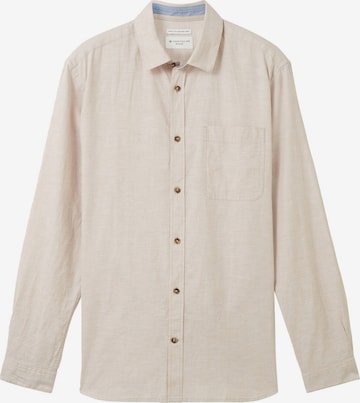 Coupe regular Chemise TOM TAILOR en beige : devant