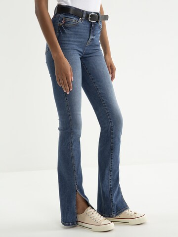 BIG STAR Flared Jeans 'Blake' in Blauw