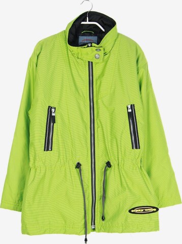 crazy wave Jacket & Coat in XS in Green: front