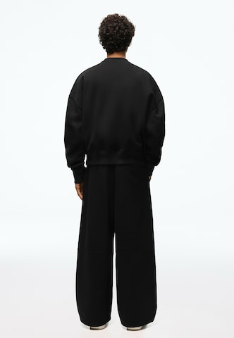 Wide Leg Pantalon à pince Bershka en noir