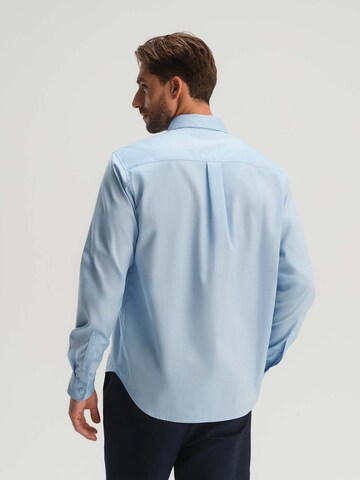 TRAPP Regular fit Button Up Shirt in Blue