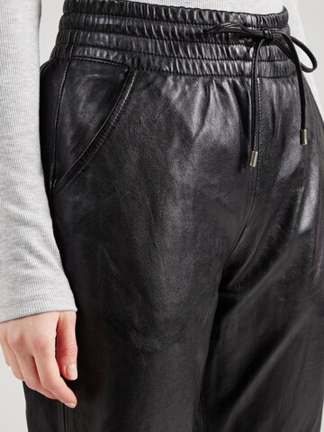 Mauritius Slim fit Trousers 'Tamika' in Black