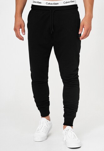 INDICODE JEANS - Tapered Pantalón 'Eberline' en negro: frente