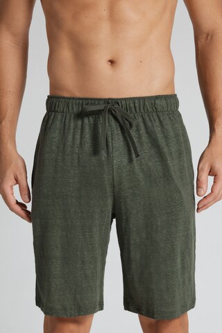 IUMAN Intimissimi Regular Pants in Green: front