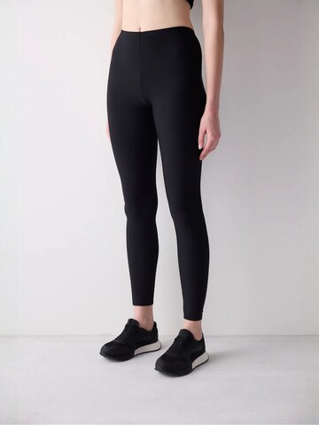 Skinny Leggings 'Gamaschen' Penti en noir : devant