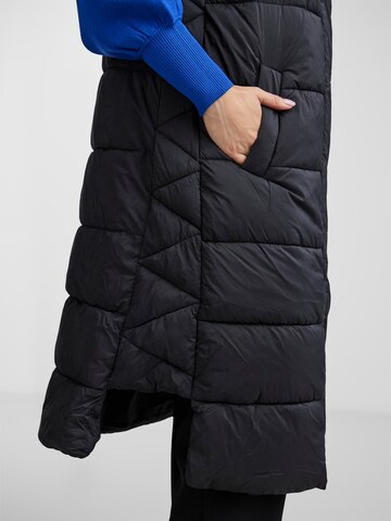 YAS Vest 'YASLiro' in Black