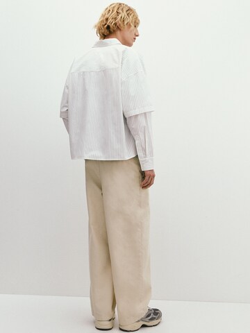 Pull&Bear Wide Leg Bukser med lægfolder i hvid