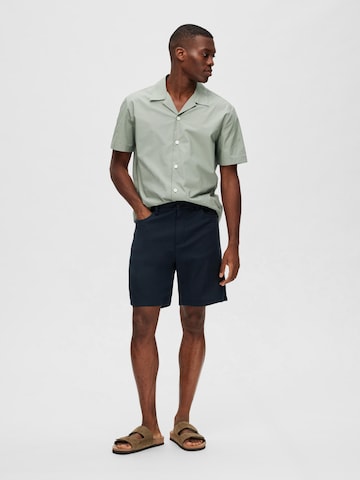 SELECTED HOMME Regular Shorts 'CARLTON' in Blau