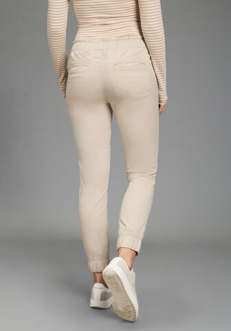 KangaROOS Regular Pants in Beige