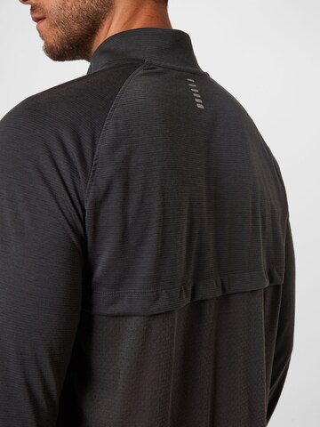 T-Shirt fonctionnel 'Streaker' UNDER ARMOUR en gris