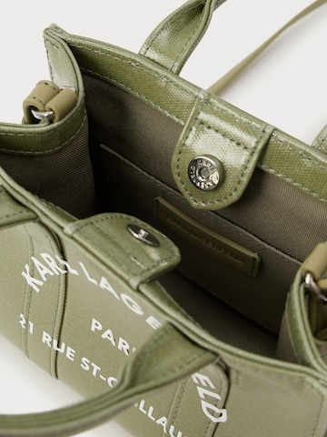 Poșete de la Karl Lagerfeld pe verde