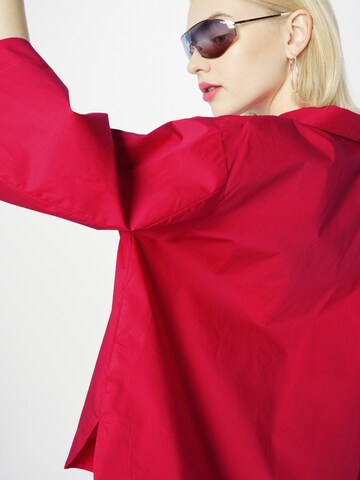 Sisley Блуза в червено