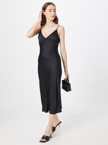 Abercrombie & Fitch Koktejlové šaty – černá