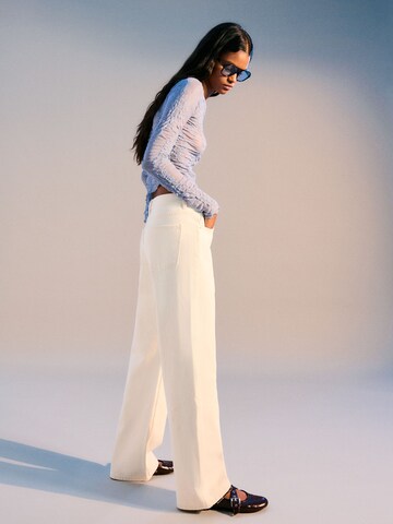 Wide leg Jeans di Bershka in beige