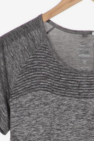NIKE Top & Shirt in XL in Grey