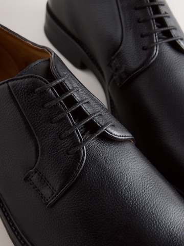 Scarpa stringata di Next in nero