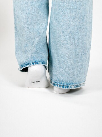 TRYIT Athletic Socks in White