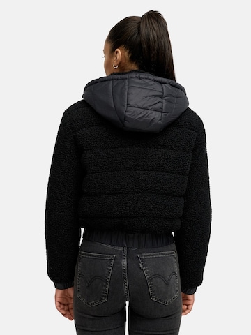Tazzio Übergangsjacke 'F804' in Schwarz